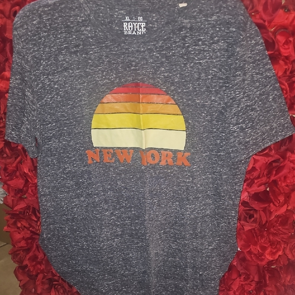 Royce Brand Women's Grey Graphic New York T-Shirt Size XLarge